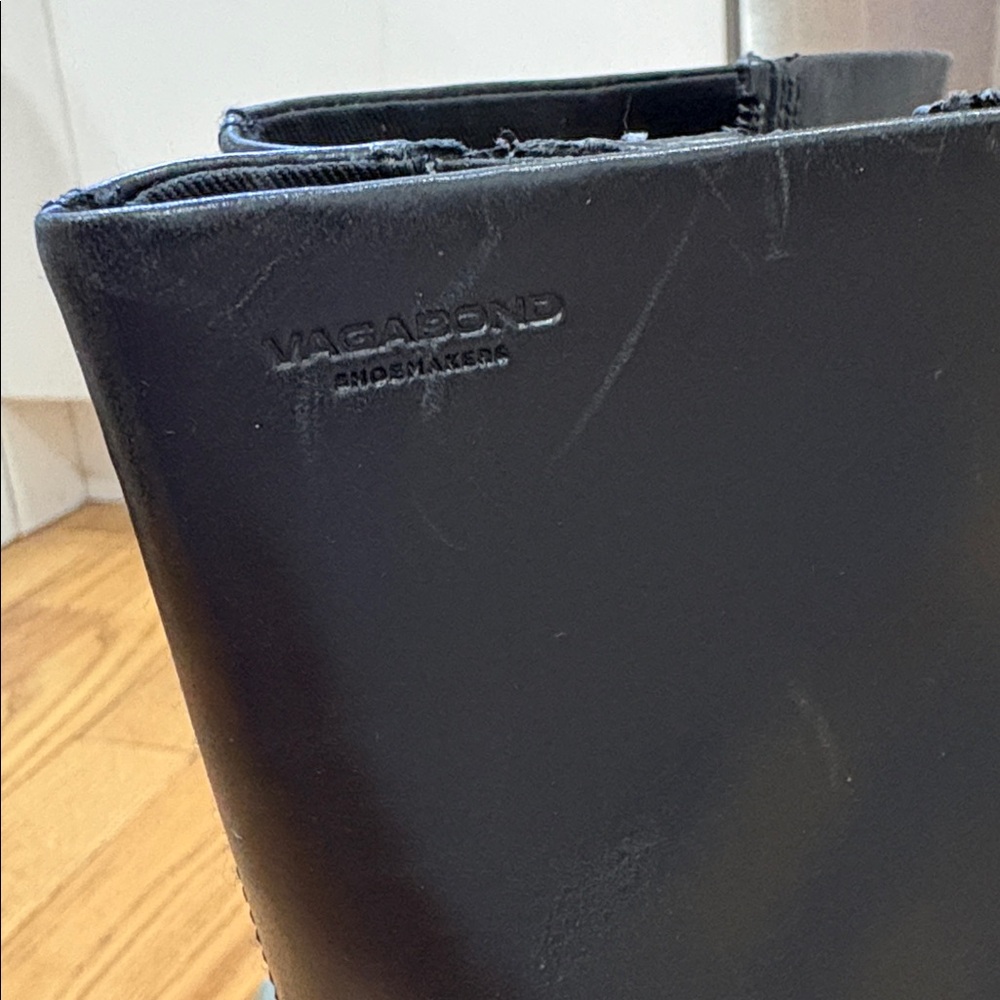 Vagabond Black Leather Women's Boots - Picture 7 of 7